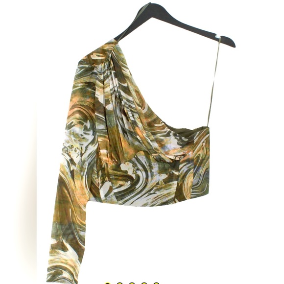 Zara Tops - Zara Top🌺